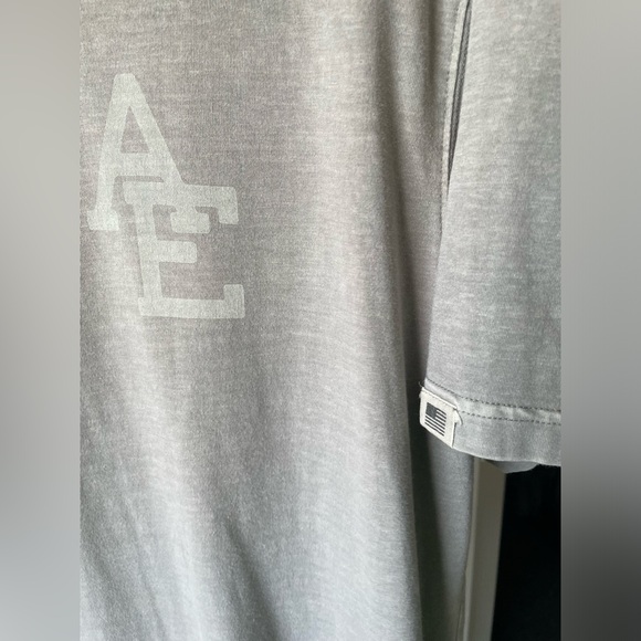 Men’s American Eagle Grey tee (L/G) - Picture 3 of 7
